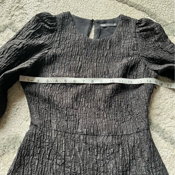 Zara mini dress Textured Weave Black Puff Princess Sleeve Ruffle Crinkle XXS - Picture 5 of 12